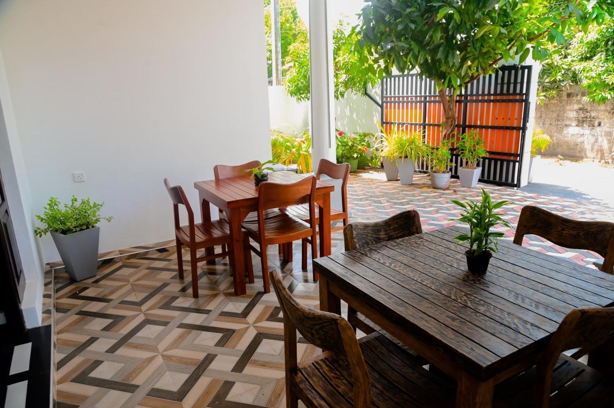 Mario Family Villa And Restaurant Negombo Dış mekan fotoğraf