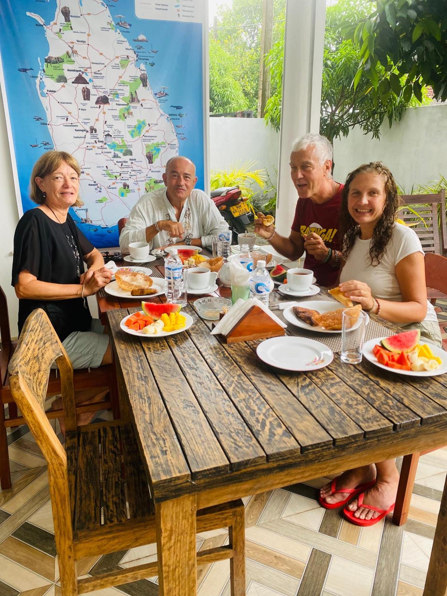 Mario Family Villa And Restaurant Negombo Dış mekan fotoğraf